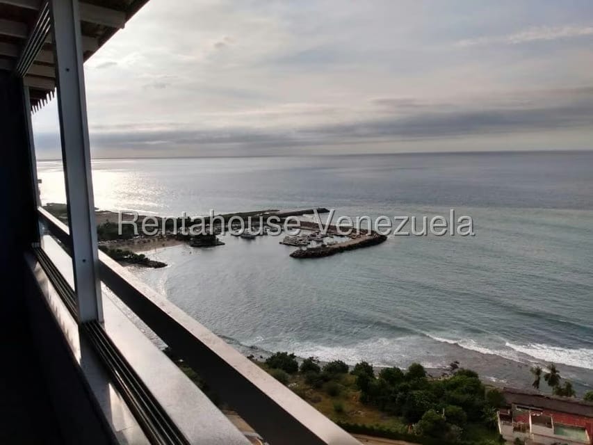 Apartamento (Duplex) en Venta en Playa Grande, Vargas - 11