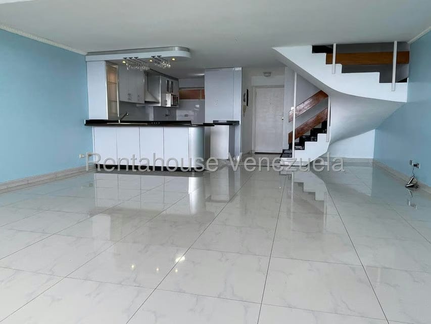 Apartamento (Duplex) en Venta en Playa Grande, Vargas - 5