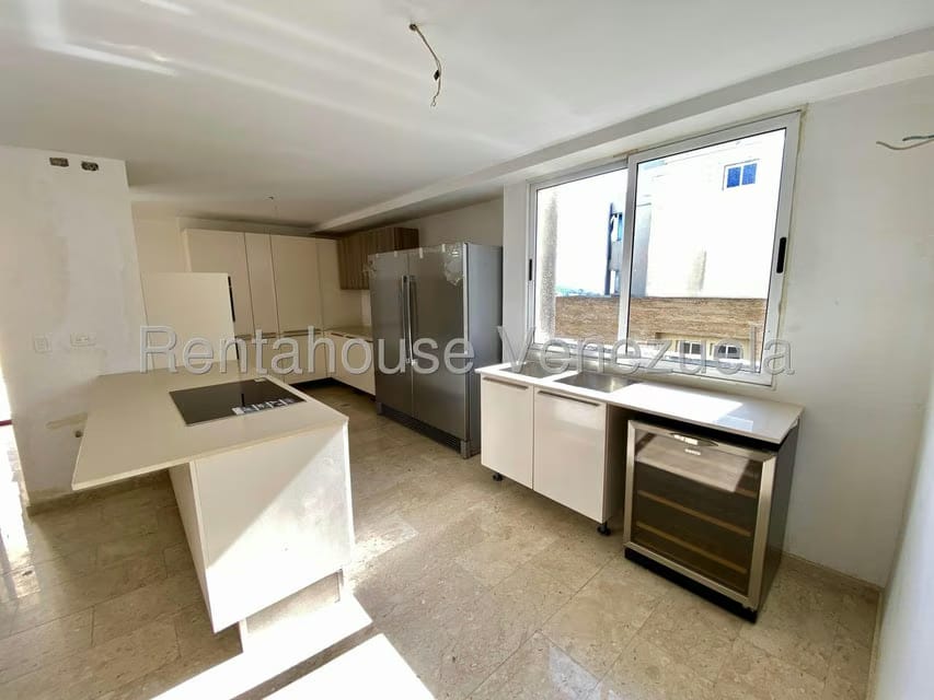 Apartamento (Duplex) en Venta en Parroquia Santa Rosa, Lara - 11