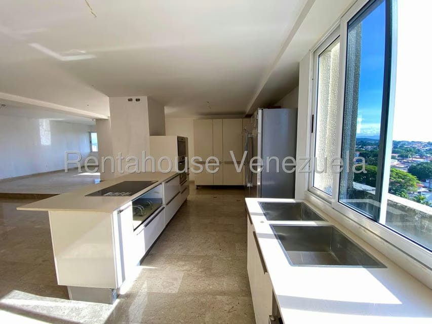 Apartamento (Duplex) en Venta en Parroquia Santa Rosa, Lara - 12