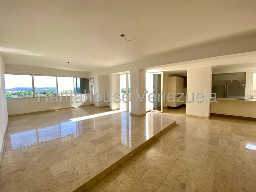 Apartamento (Duplex) en Venta en Parroquia Santa Rosa, Lara - 15
