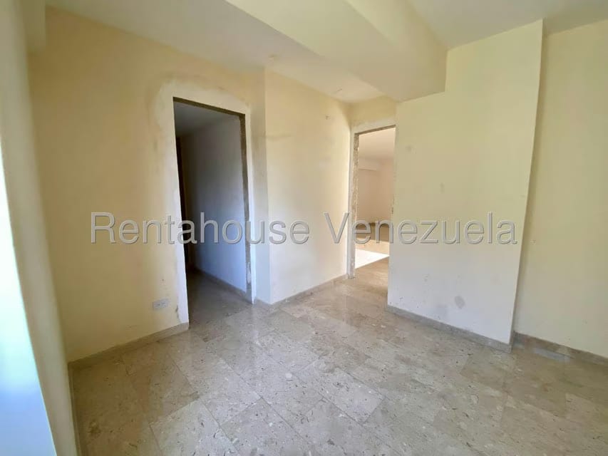 Apartamento (Duplex) en Venta en Parroquia Santa Rosa, Lara - 36