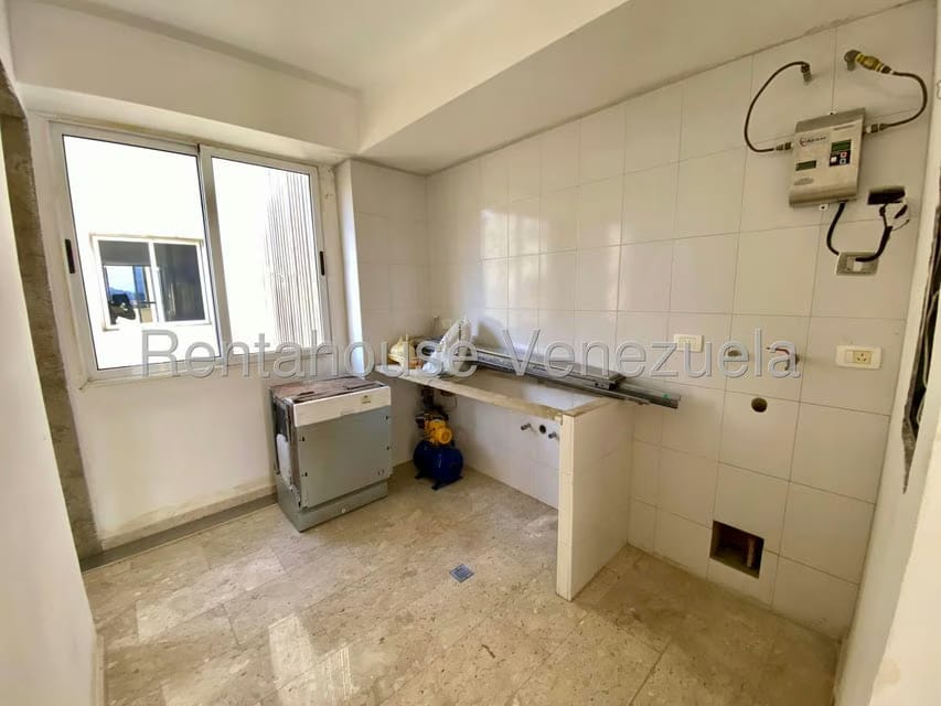 Apartamento (Duplex) en Venta en Parroquia Santa Rosa, Lara - 38