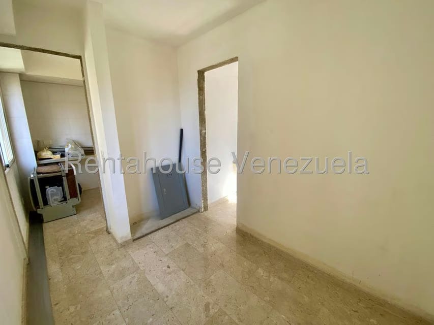 Apartamento (Duplex) en Venta en Parroquia Santa Rosa, Lara - 40