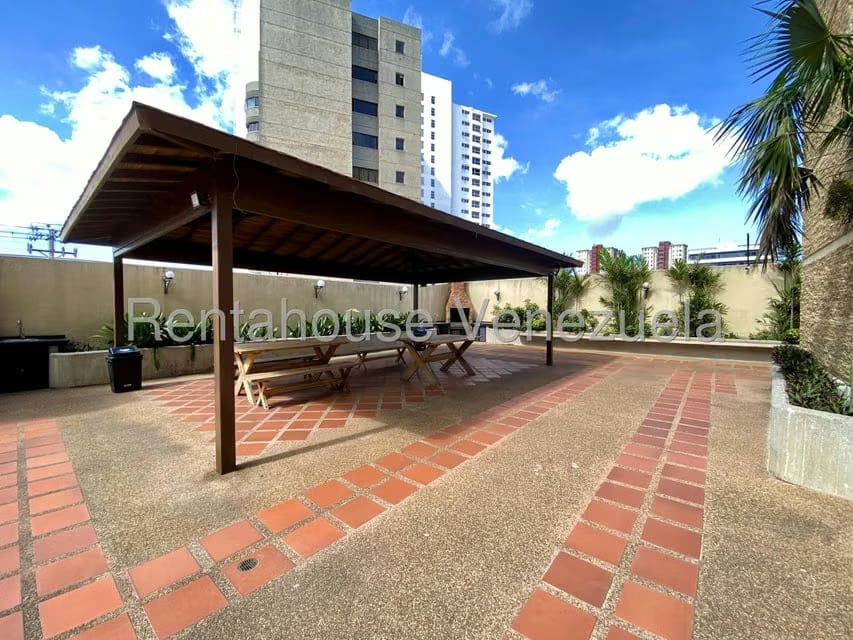 Apartamento (Duplex) en Venta en Parroquia Santa Rosa, Lara - 49