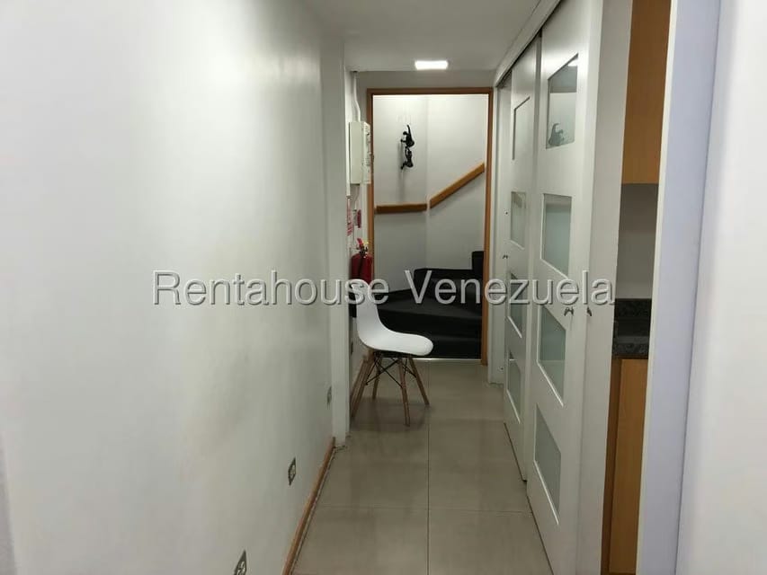 Comercial (Consultorio Medico) en Alquiler en El Cafetal, Distrito Metropolitano - 4