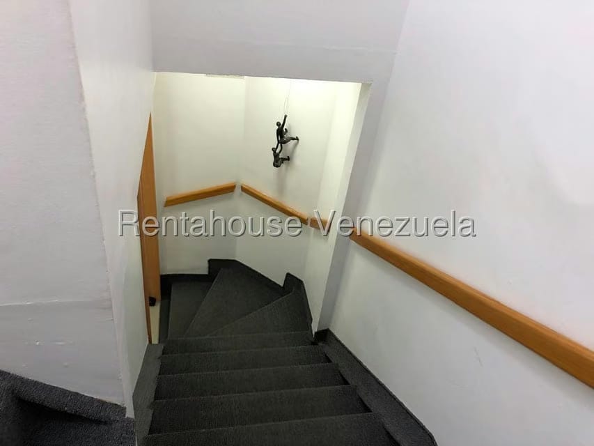 Comercial (Consultorio Medico) en Alquiler en El Cafetal, Distrito Metropolitano - 5