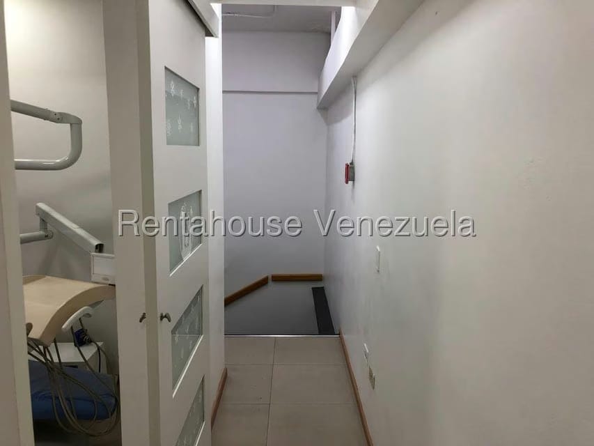 Comercial (Consultorio Medico) en Alquiler en El Cafetal, Distrito Metropolitano - 6