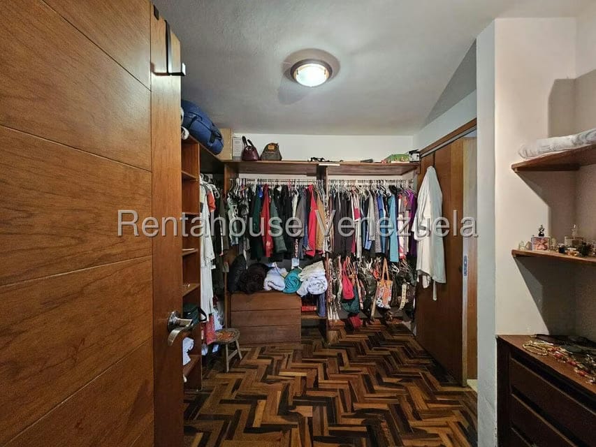 Apartamento (1 Nivel) en Venta en Santa Ines, Distrito Metropolitano - 36
