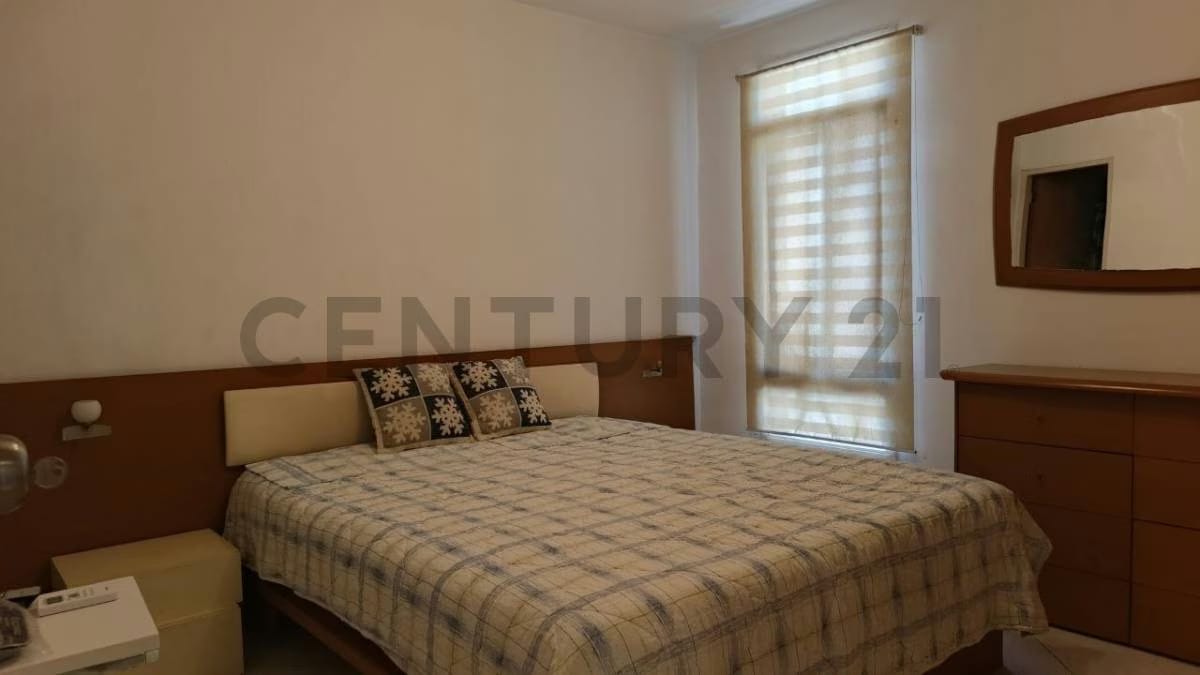 Apartamento en Alquiler - 5