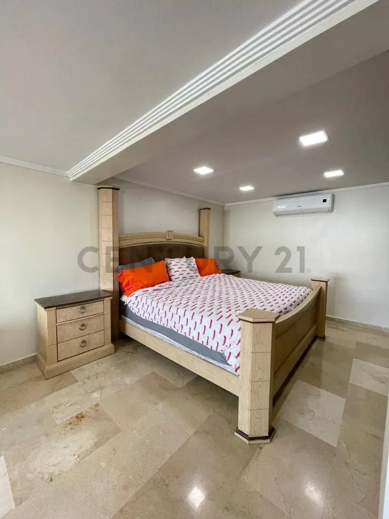Moderna casa en el Conjunto Residencial Casa Bote A - 13