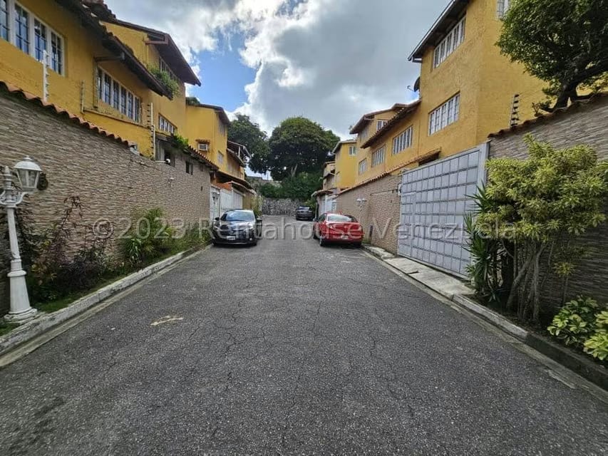 Casa (Multipes Niveles) en Venta en La Lagunita Country Club, Distrito Metropolitano - 32