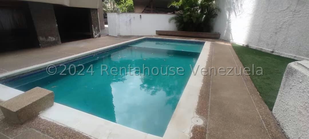 Apartamento (1 Nivel) en Venta en Las Mesetas de Santa Rosa de Lima, Distrito Metropolitano - 32