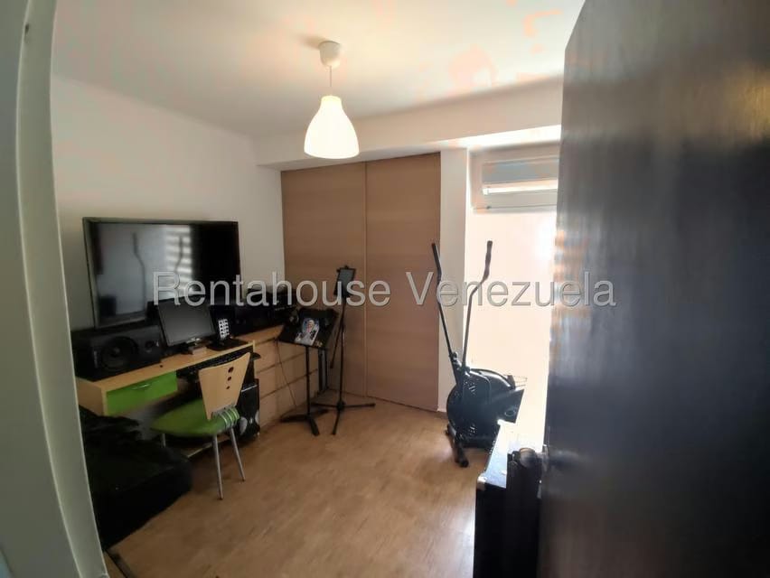 Apartamento (1 Nivel) en Venta en El Rincon, Carabobo - 12