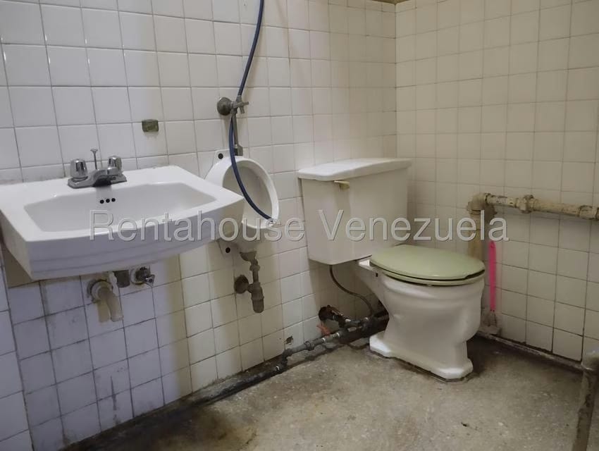 Comercial (Local Comercial) en Alquiler en Centro, Lara - 14