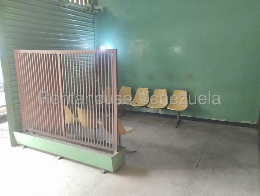 Comercial (Local Comercial) en Alquiler en Centro, Lara - 6