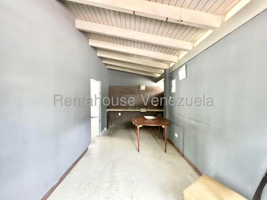 Casa (1 Nivel) en Venta en Chuao, Distrito Metropolitano - 33