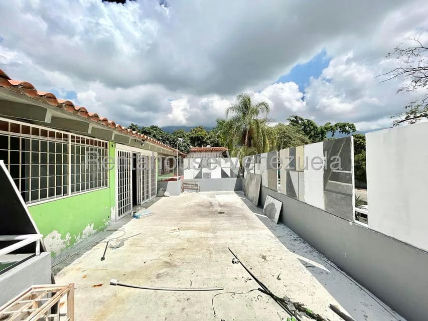 Casa (1 Nivel) en Venta en Chuao, Distrito Metropolitano - 37