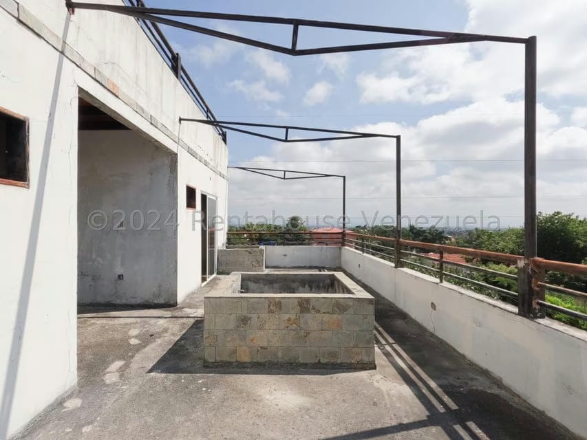 Casa (Multipes Niveles) en Venta en Almarriera, Lara - 17