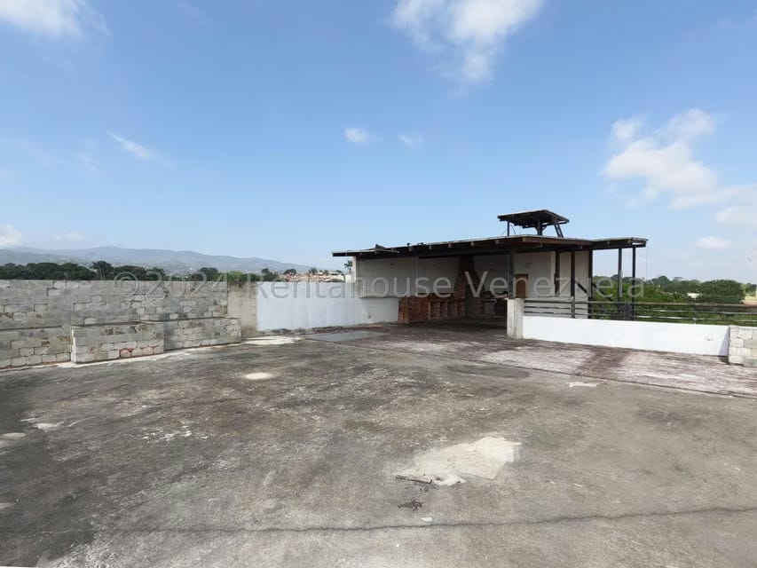 Casa (Multipes Niveles) en Venta en Almarriera, Lara - 23