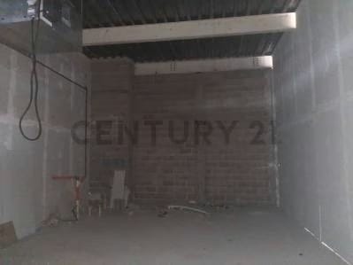 Venta de local en obra gris - 3