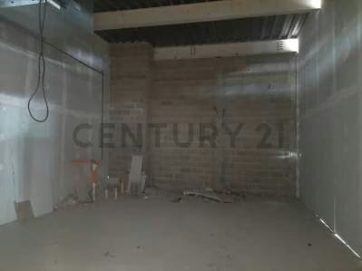 Venta de local en obra gris - 7