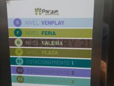 Venta de local en obra gris - 9