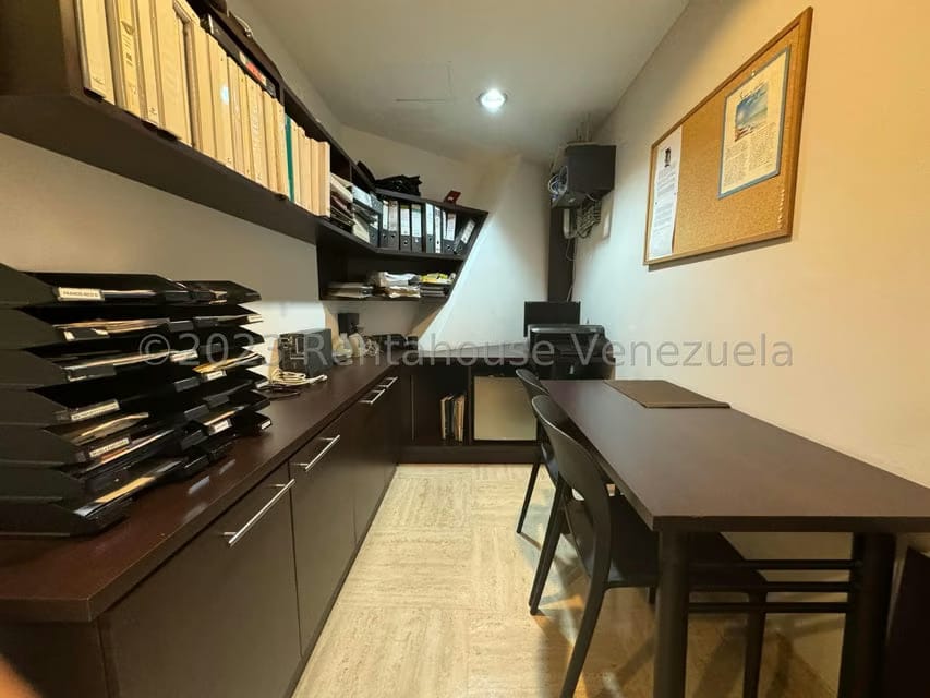 Comercial (Oficina) en Alquiler en Chuao, Distrito Metropolitano - 11