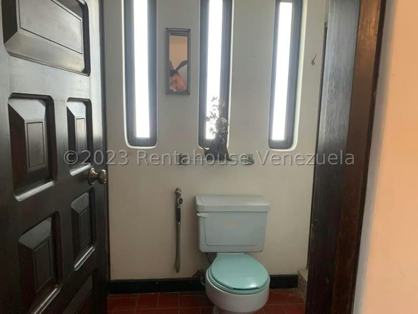 Casa (1 Nivel) en Venta en Cumbres de Curumo, Distrito Metropolitano - 22