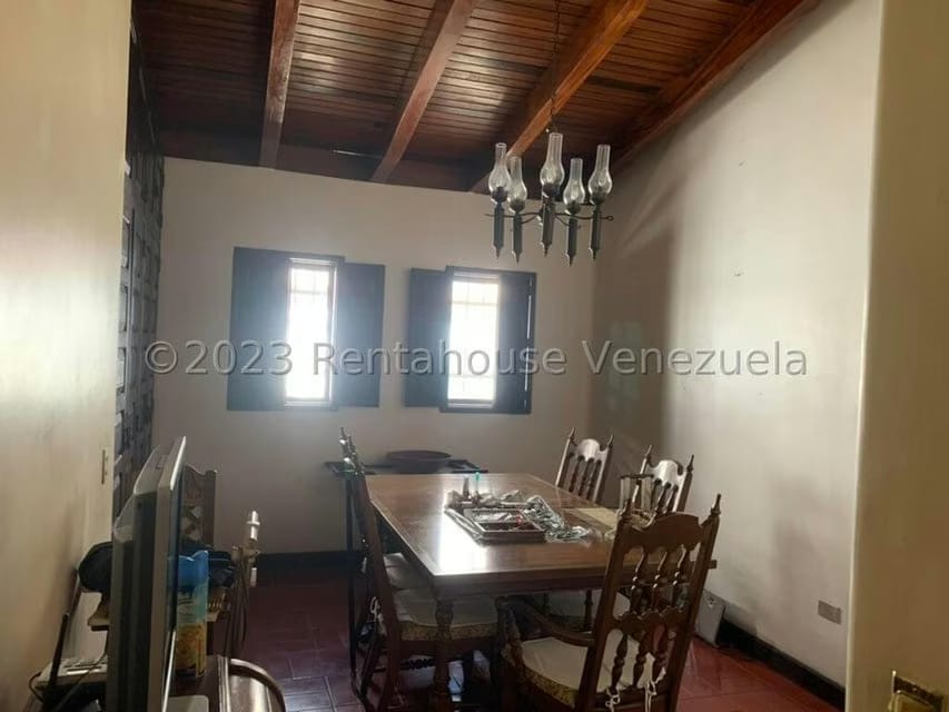 Casa (1 Nivel) en Venta en Cumbres de Curumo, Distrito Metropolitano - 39
