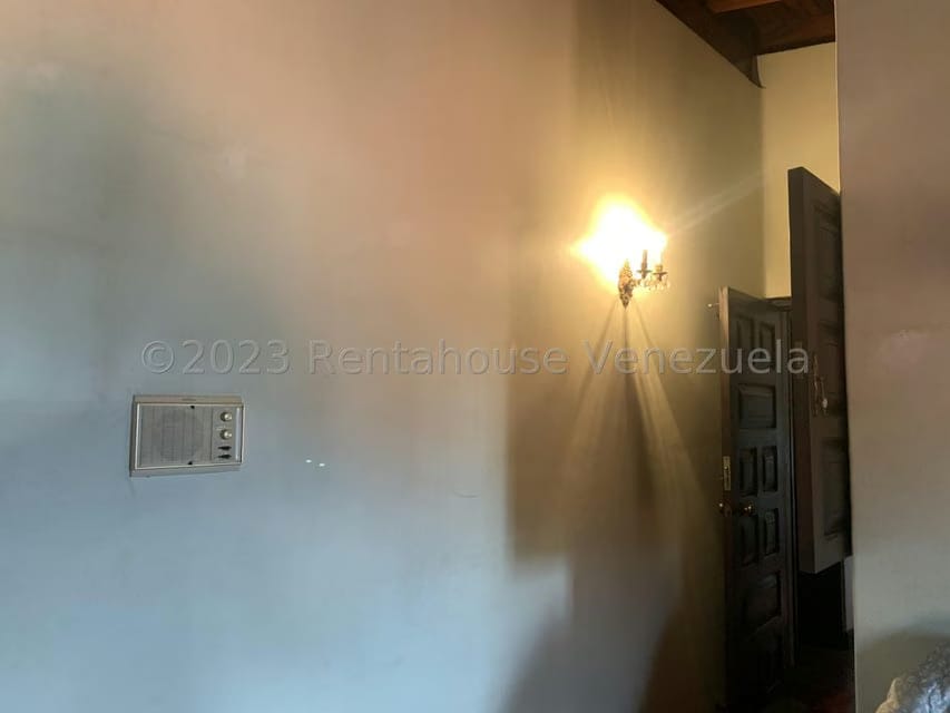 Casa (1 Nivel) en Venta en Cumbres de Curumo, Distrito Metropolitano - 67