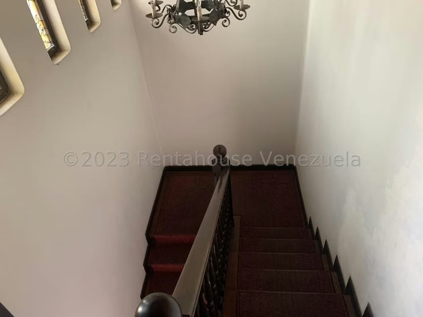Casa (1 Nivel) en Venta en Cumbres de Curumo, Distrito Metropolitano - 69