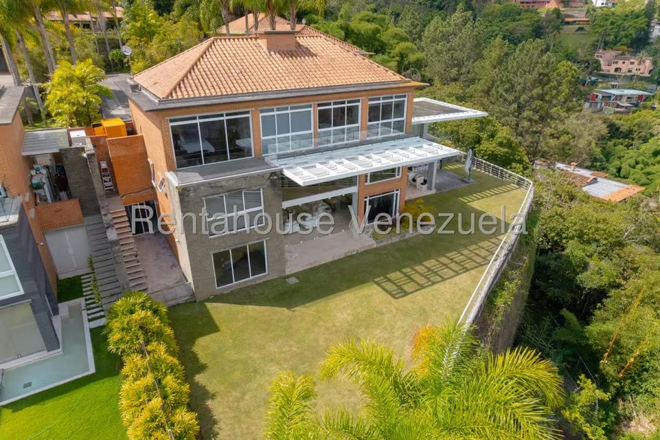 Casa (Multipes Niveles) en Venta en Alto Hatillo, Distrito Metropolitano