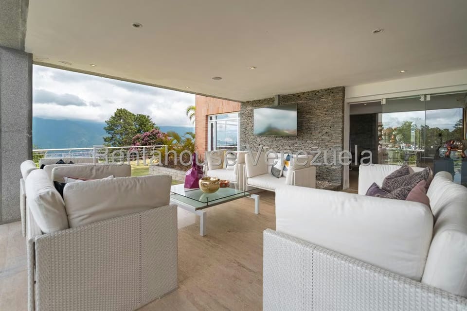 Casa (Multipes Niveles) en Venta en Alto Hatillo, Distrito Metropolitano - 15