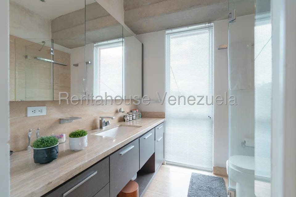 Casa (Multipes Niveles) en Venta en Alto Hatillo, Distrito Metropolitano - 19