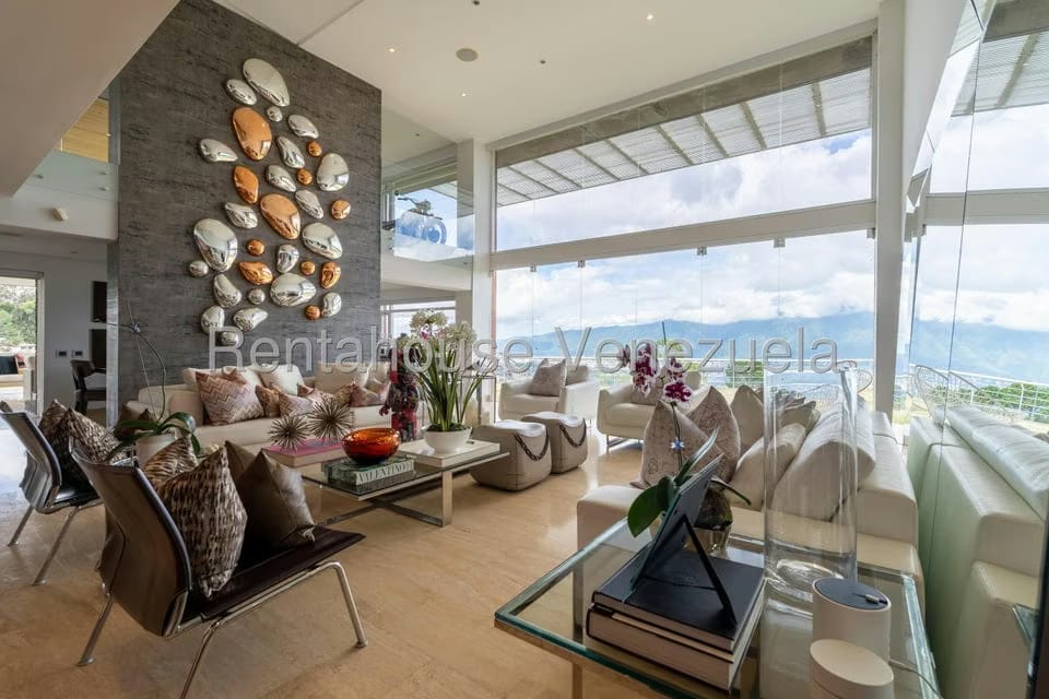 Casa (Multipes Niveles) en Venta en Alto Hatillo, Distrito Metropolitano - 4