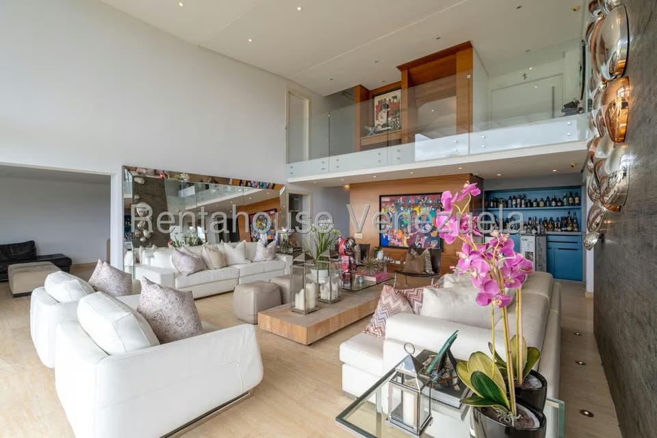 Casa (Multipes Niveles) en Venta en Alto Hatillo, Distrito Metropolitano - 6