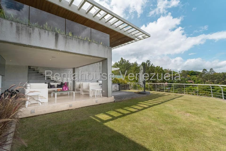 Casa (Multipes Niveles) en Venta en Alto Hatillo, Distrito Metropolitano - 59