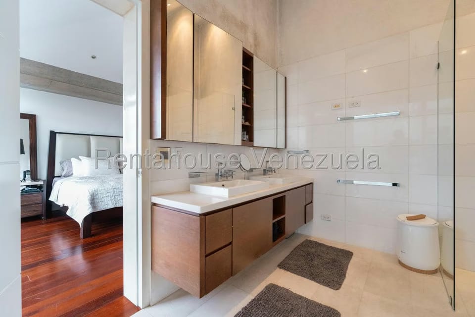 Casa (Multipes Niveles) en Venta en Alto Hatillo, Distrito Metropolitano - 9