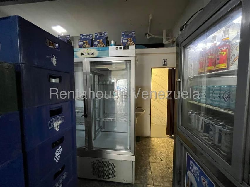 Comercial (Local Comercial) en Venta en Catia, Distrito Metropolitano - 16