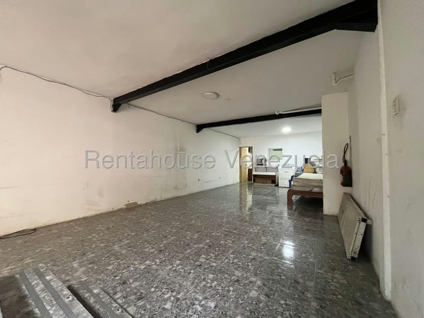 Comercial (Local Comercial) en Venta en Catia, Distrito Metropolitano - 25
