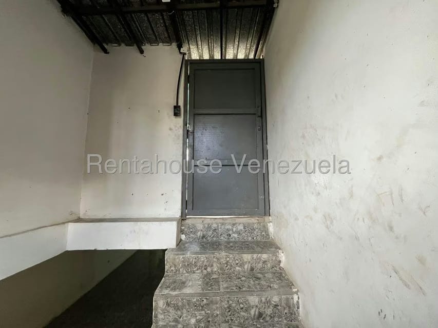 Comercial (Local Comercial) en Venta en Catia, Distrito Metropolitano - 35