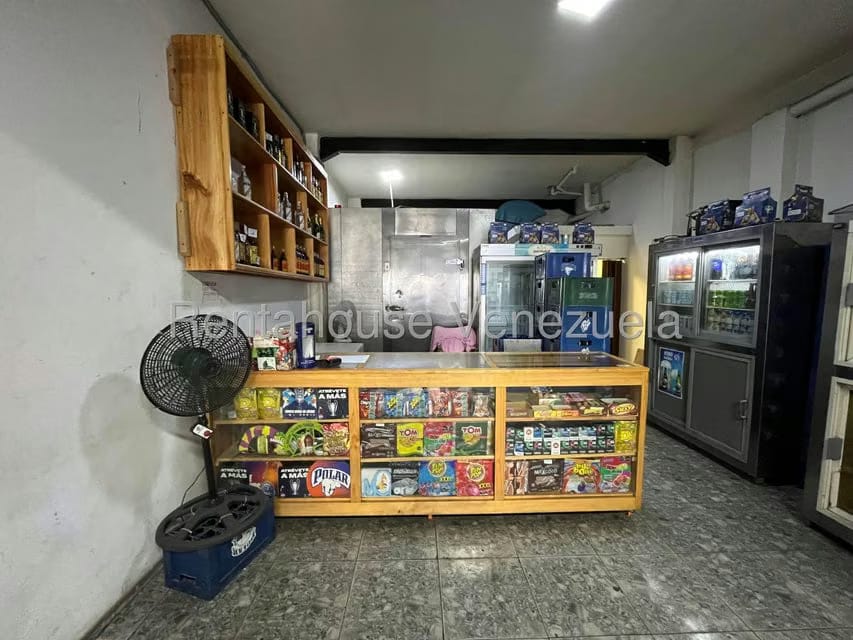 Comercial (Local Comercial) en Venta en Catia, Distrito Metropolitano - 10
