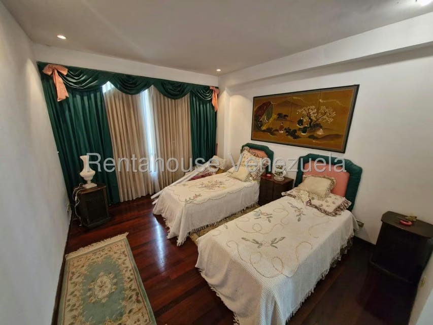 Apartamento (1 Nivel) en Venta en Los Palos Grandes, Distrito Metropolitano - 11