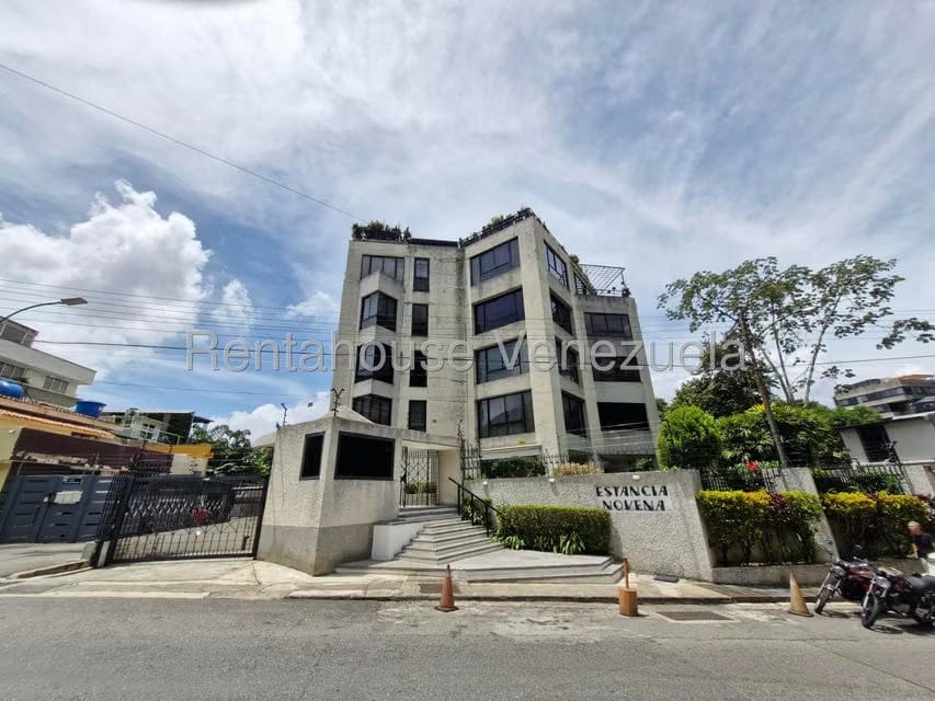 Apartamento (1 Nivel) en Venta en Los Palos Grandes, Distrito Metropolitano - 27