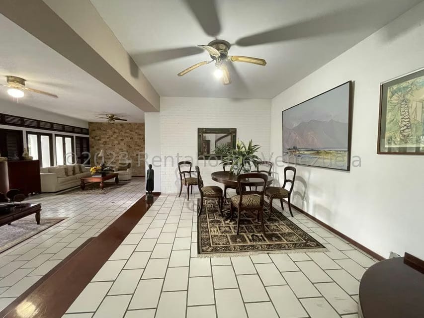 Casa (Duplex) en Venta en Macaracuay, Distrito Metropolitano - 23
