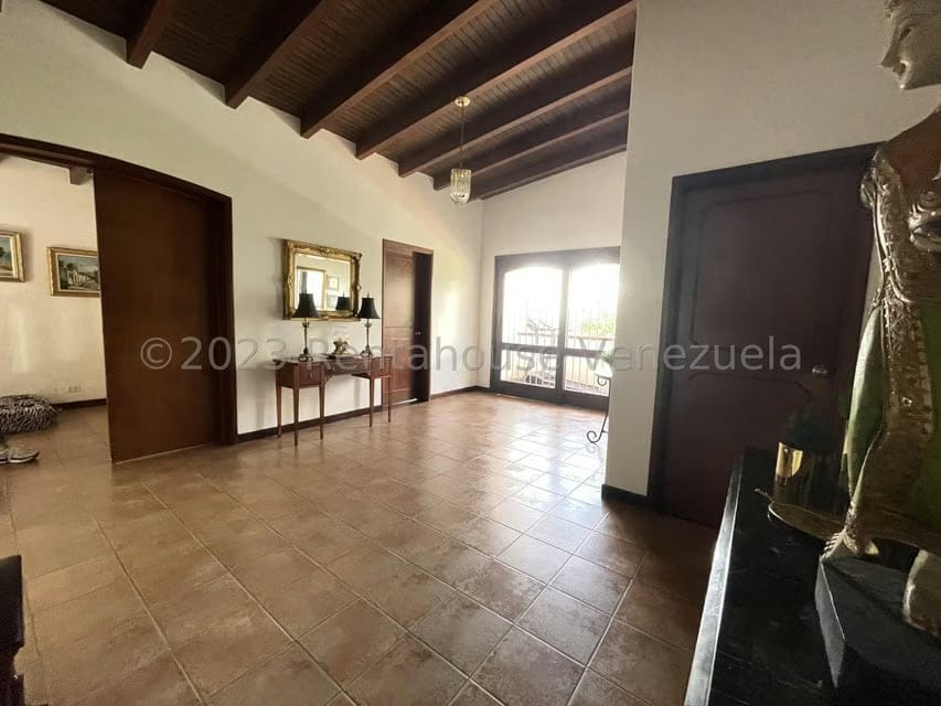 Casa (Duplex) en Venta en Macaracuay, Distrito Metropolitano - 34