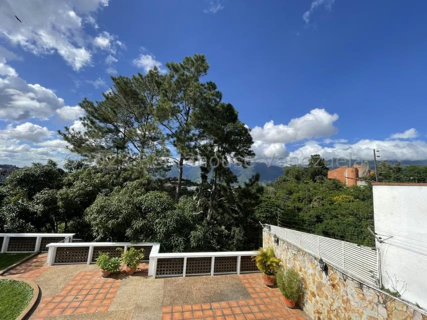 Casa (Duplex) en Venta en Macaracuay, Distrito Metropolitano - 37