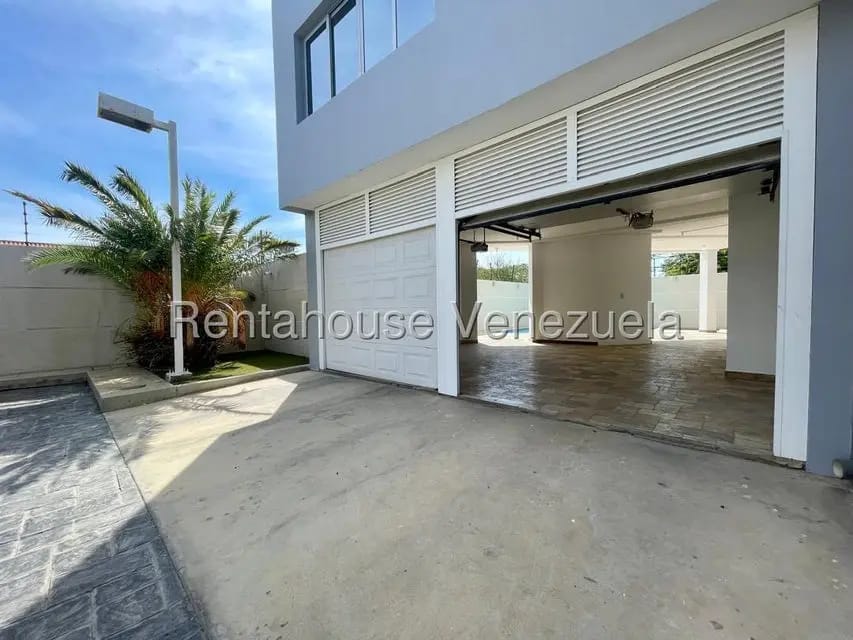 Townhouse (Duplex) en Venta en Zarabon, Falcon - 42