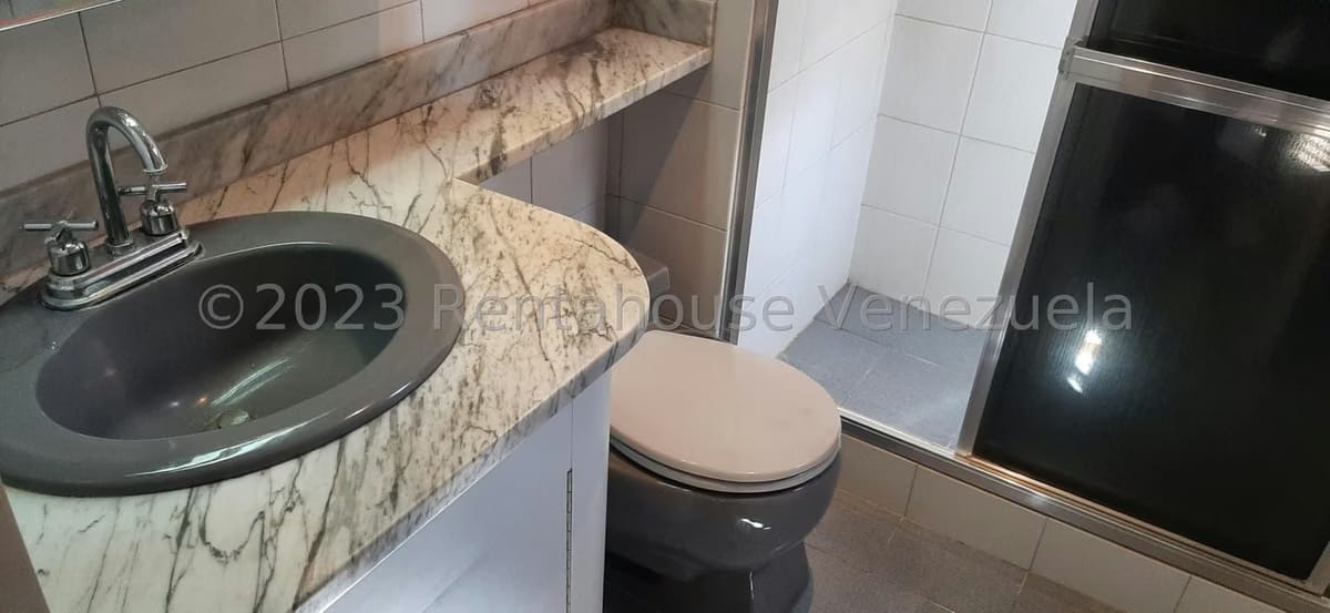 Apartamento (1 Nivel) en Venta en San Bernardino, Distrito Metropolitano - 17
